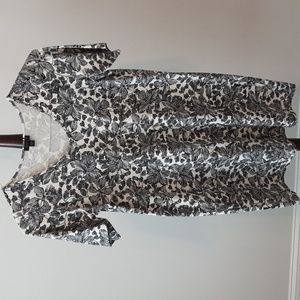 J.jill women's floral dress in medium petite